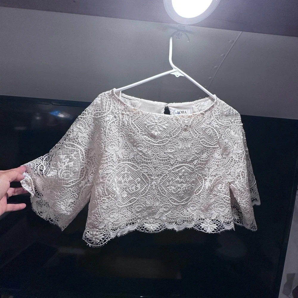 REVOLVE LOBA WOMENS SMALL LACE CREAM TOP